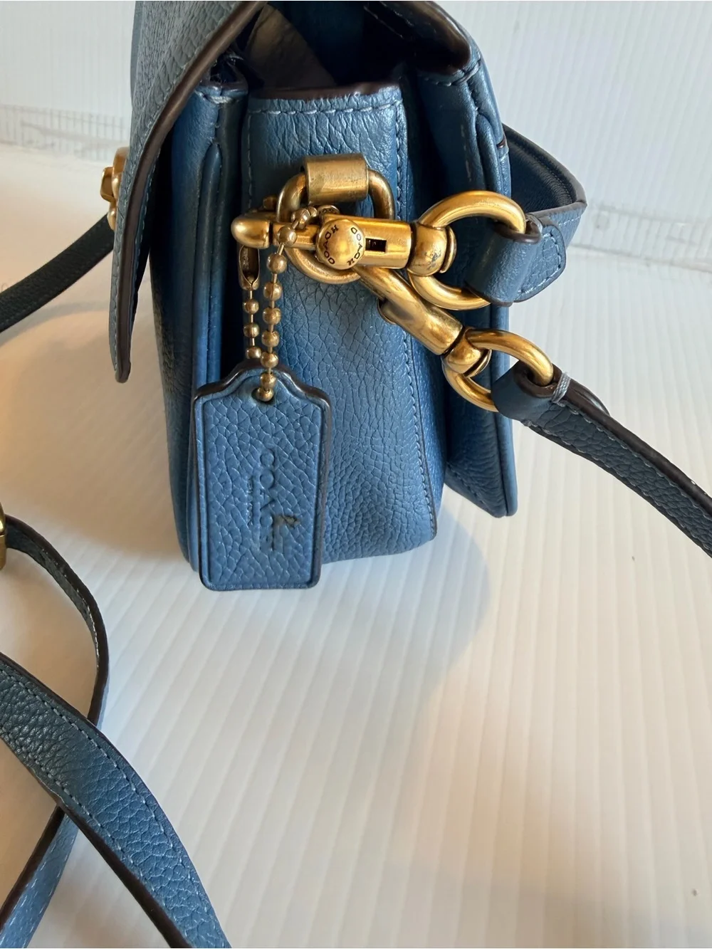 Coach Pebbled Leather Turnlock Crossbody in Navy Blue with Gold Hardware - Picture 5 of 7